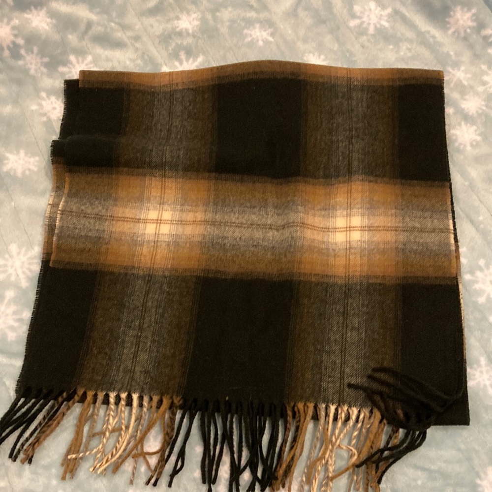 Dockers large plaid scarf